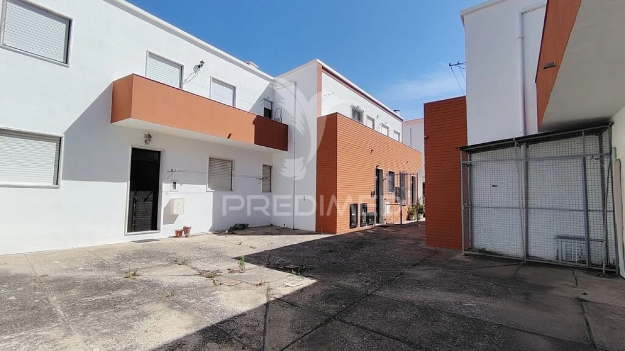 Apartamento T2 para Venda em Moita Foto 2