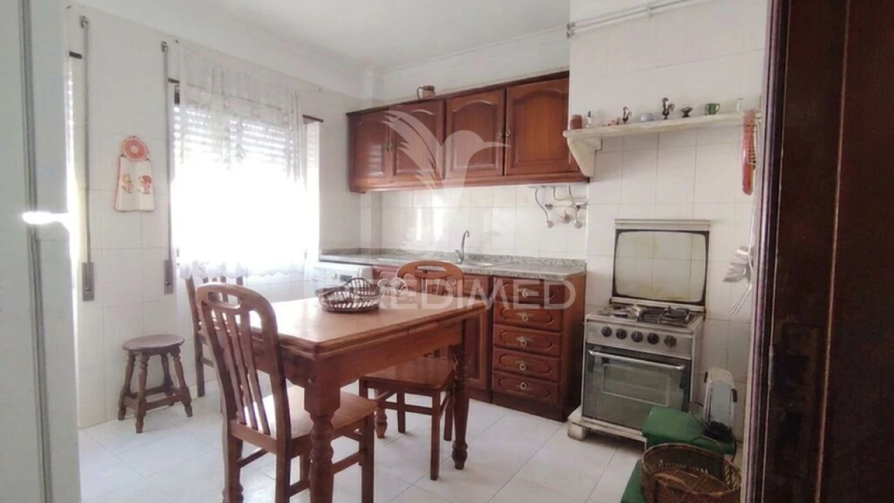 Apartamento T2 para Venda em Moita Foto 8
