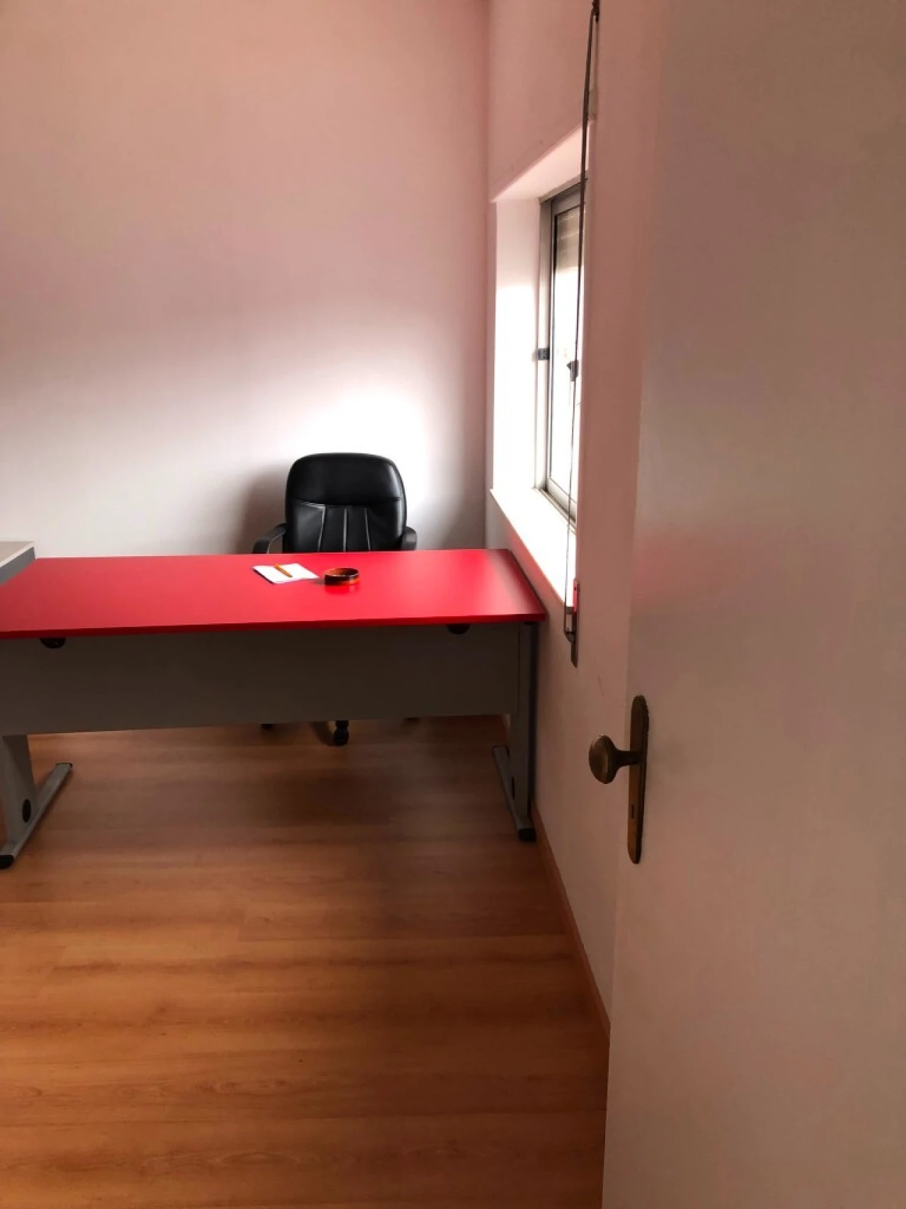Escritório para Arrendamento em Vila de Prado Foto 4