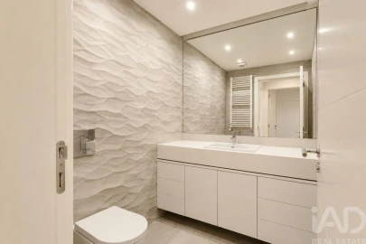 Apartamento T4 para Arrendamento em Lumiar
