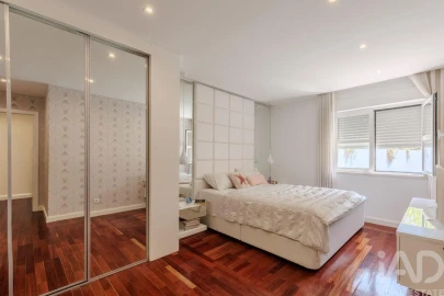 Apartamento T4 para Arrendamento em Lumiar