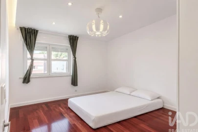 Apartamento T4 para Arrendamento em Lumiar