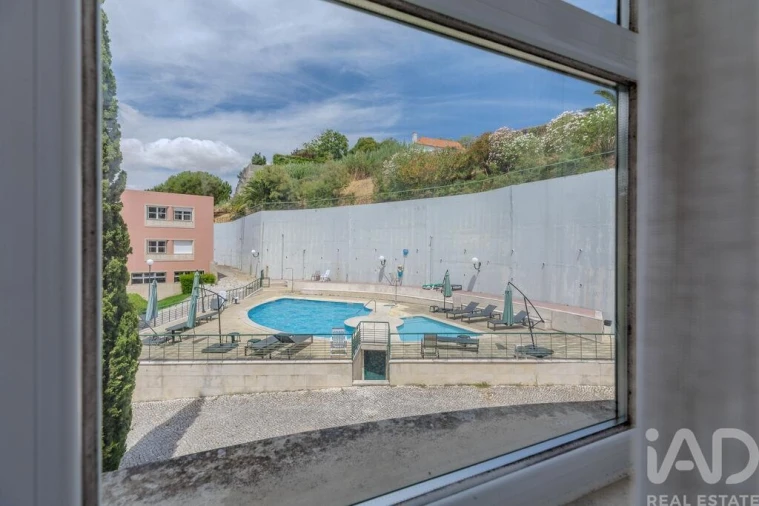 Apartamento T4 para Arrendamento em Lumiar Foto 4