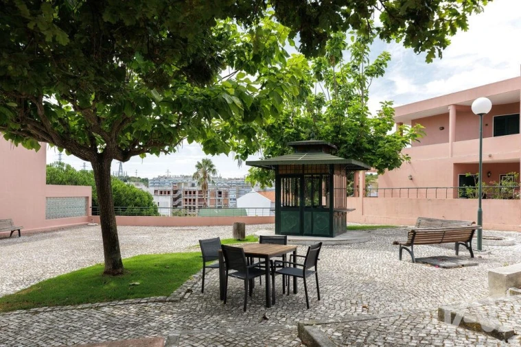 Apartamento T4 para Arrendamento em Lumiar Foto 18