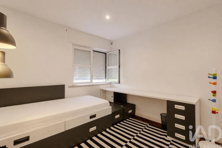 Apartamento T4 para Arrendamento em Lumiar Foto 11