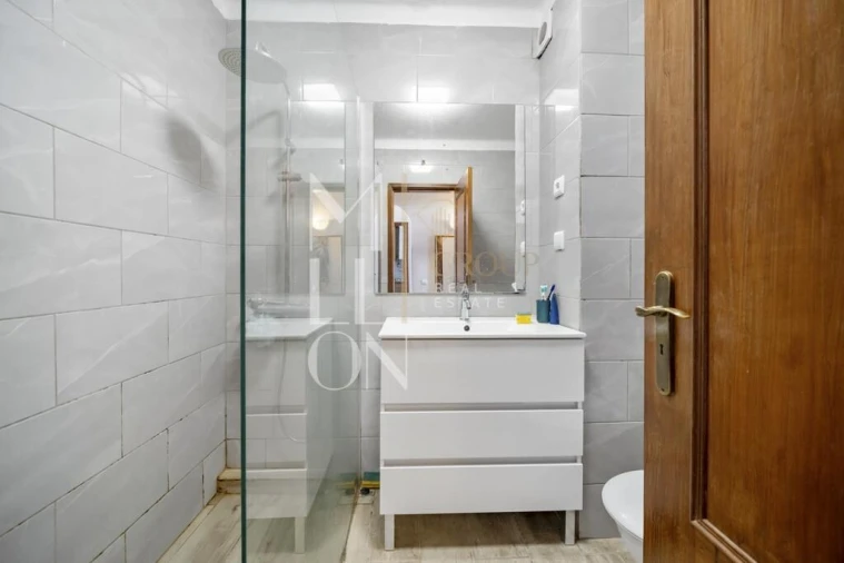 Apartamento T2 para Venda em Albufeira e Olhos de Água Foto 11