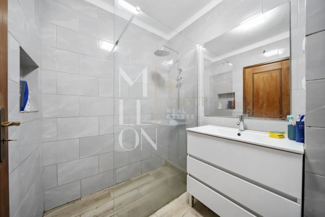 Apartamento T2 para Venda em Albufeira e Olhos de Água Foto 13