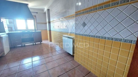 Apartamento T3 para Venda em Eixo e Eirol
