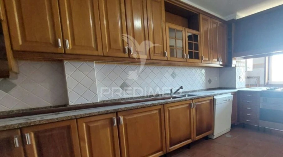 Apartamento T3 para Venda em Eixo e Eirol Foto 9