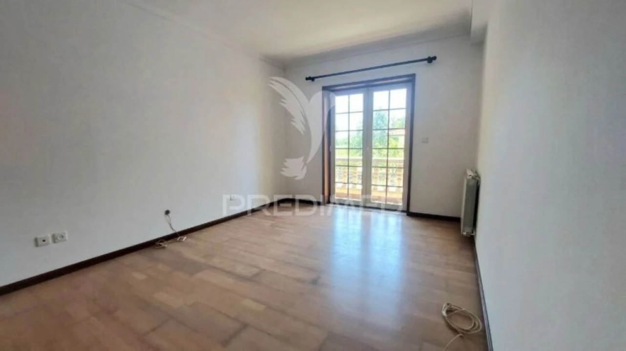 Apartamento T3 para Venda em Eixo e Eirol Foto 6