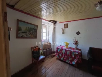 Apartamento T3 para Venda em Alcongosta