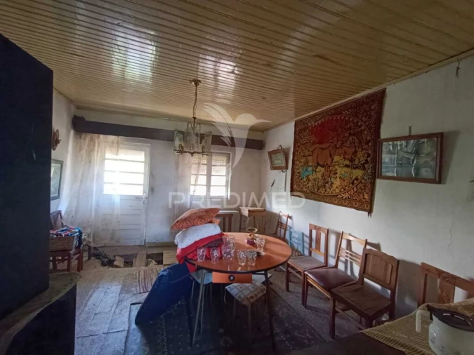 Apartamento T3 para Venda em Alcongosta Foto 18