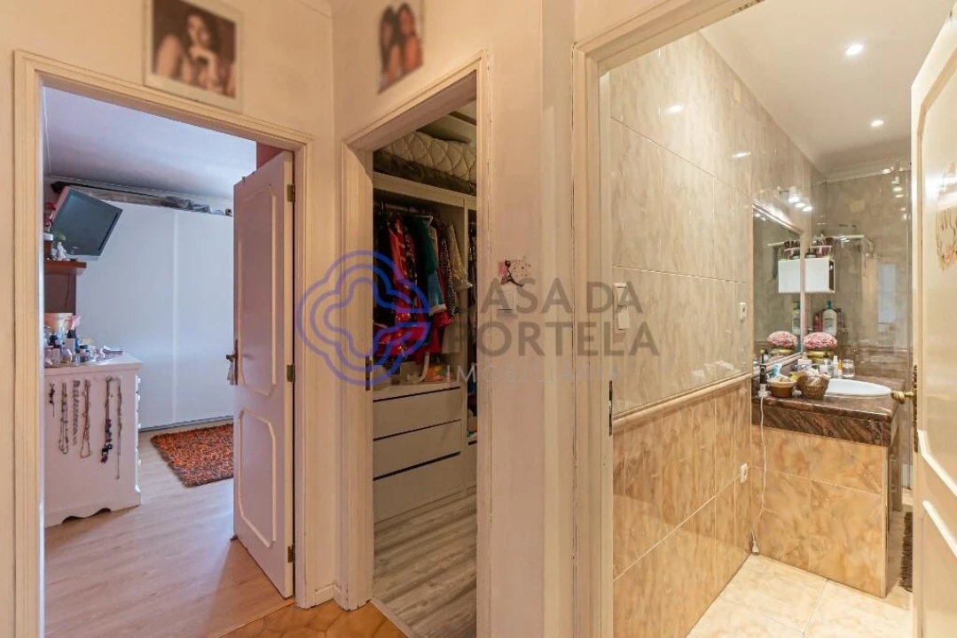 Apartamento T2 para Venda em Oliveira do Douro Foto 9