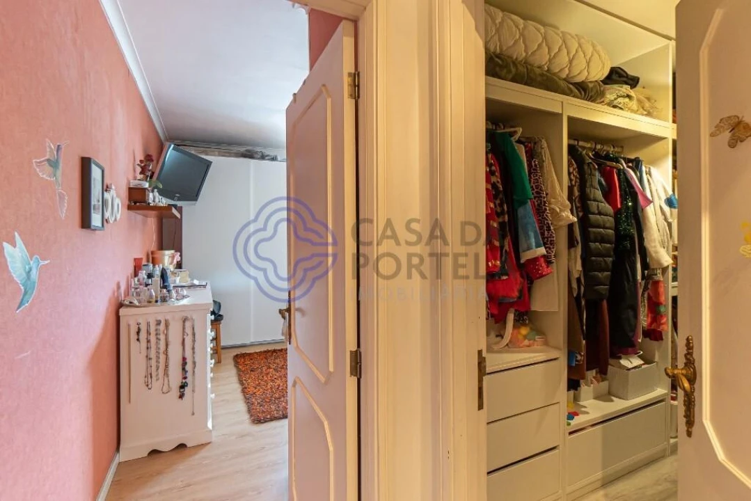 Apartamento T2 para Venda em Oliveira do Douro Foto 11