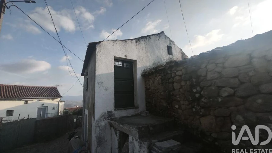 Moradia T1 para Venda em Seixo da Beira Foto 10