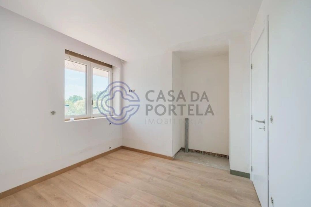 Moradia T4 para Venda em Cidade da Maia Foto 28