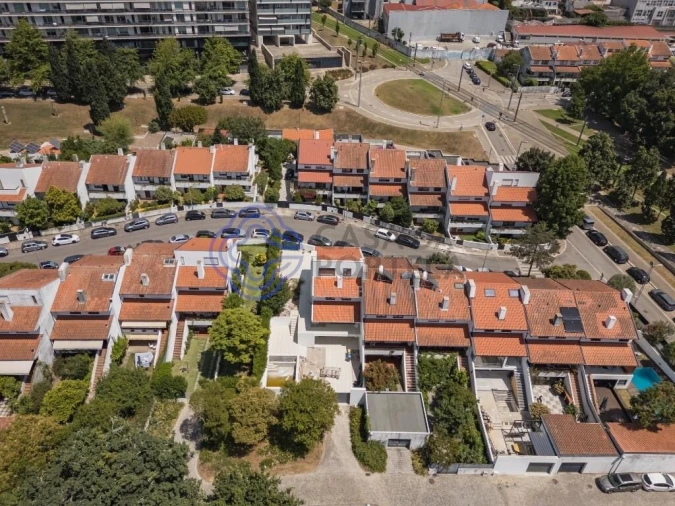 Moradia T4 para Venda em Cidade da Maia Foto 40