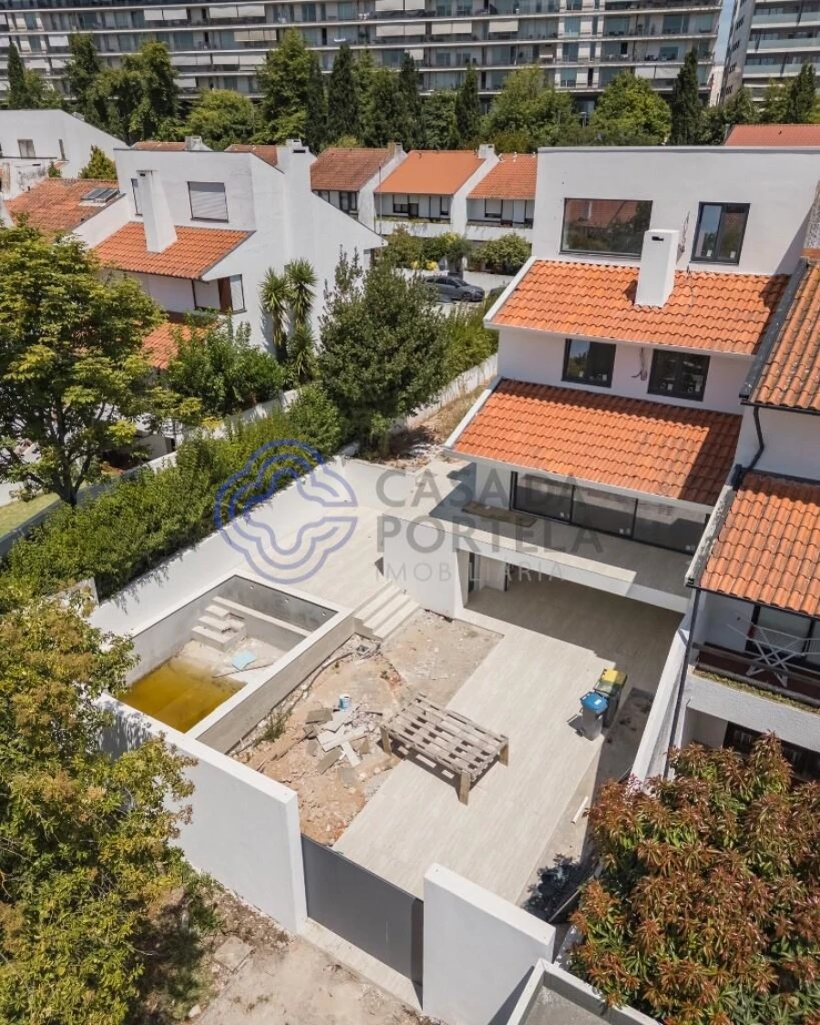 Moradia T4 para Venda em Cidade da Maia Foto 42