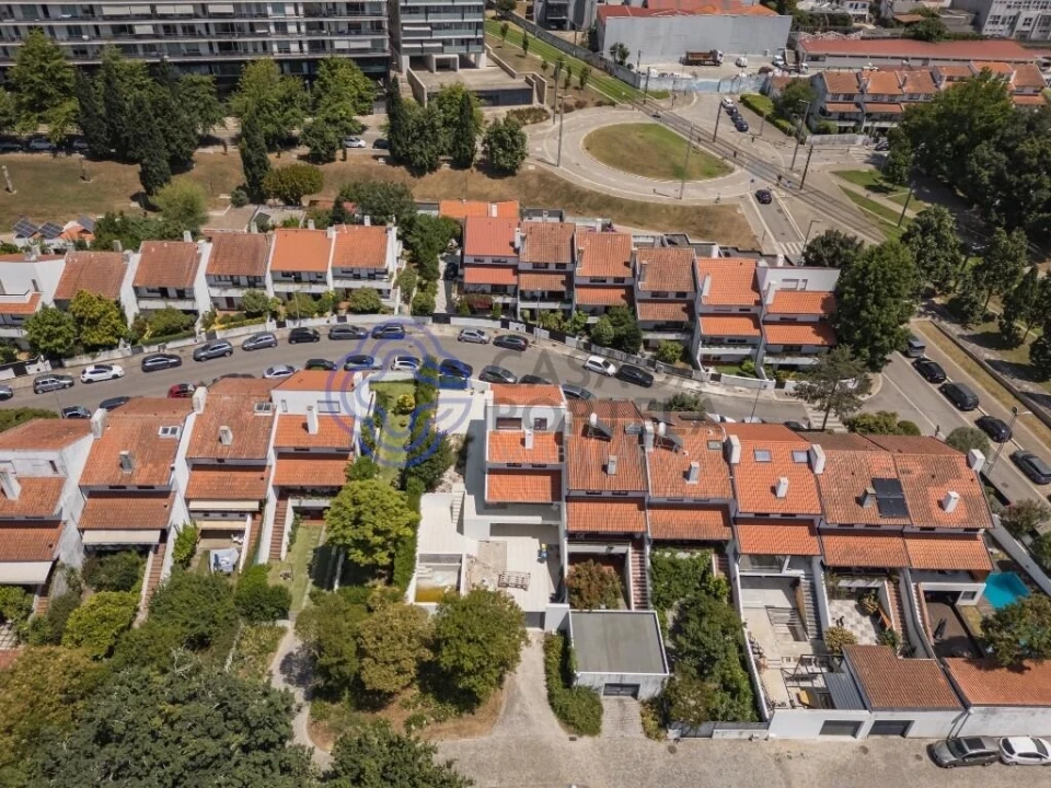 Moradia T4 para Venda em Cidade da Maia Foto 40