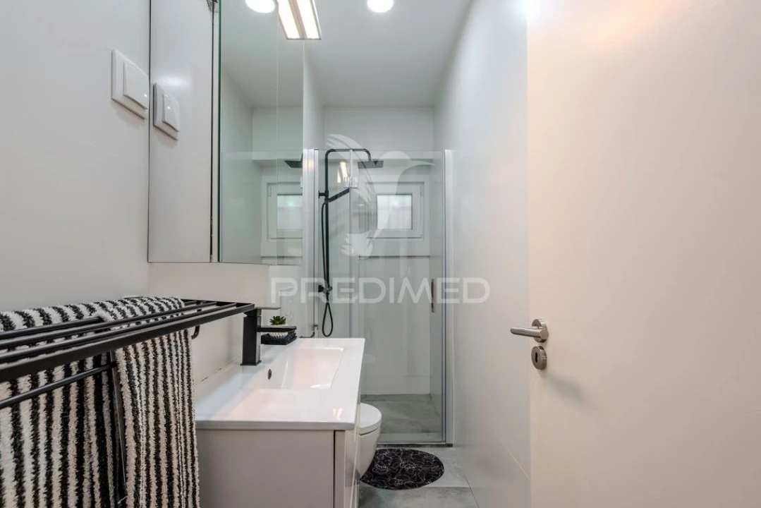 Apartamento T3 para Venda em Beato Foto 15