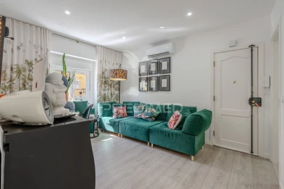 Apartamento T3 para Venda em Beato