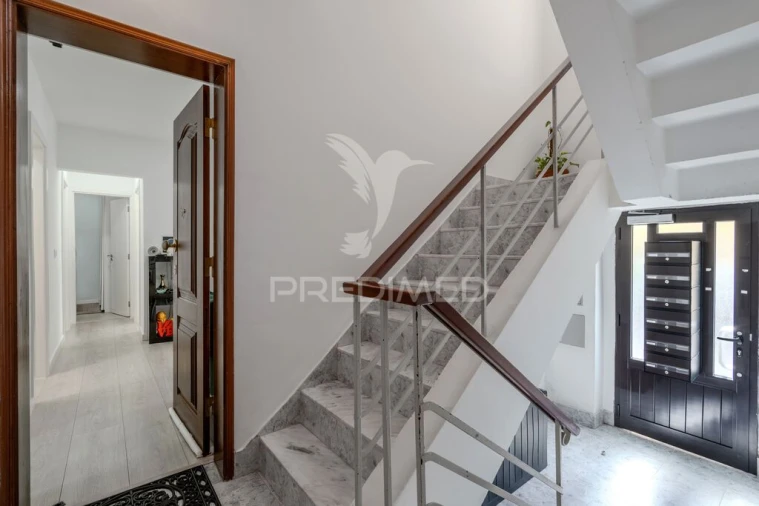 Apartamento T3 para Venda em Beato Foto 17