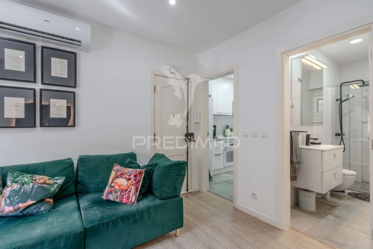Apartamento T3 para Venda em Beato Foto 3