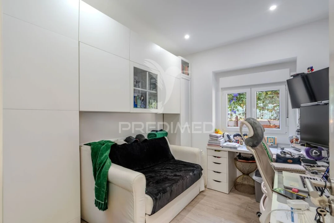 Apartamento T3 para Venda em Beato Foto 14