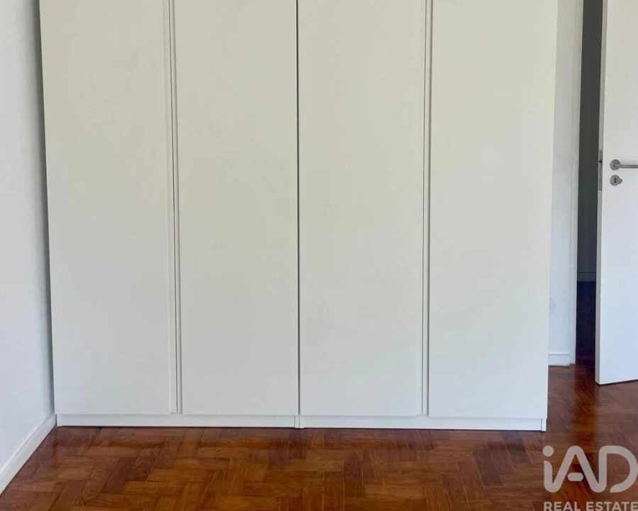 Apartamento T2 para Arrendamento em Carcavelos e Parede Foto 17
