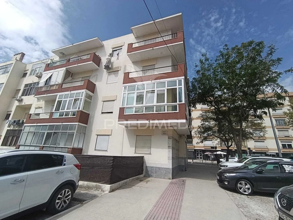 Apartamento T2 para Venda em Azeitão (São Lourenço e São Simão) Foto 3