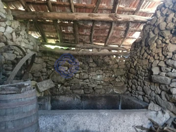Moradia T3 para Venda em Aricera e Goujoim