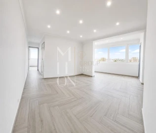 Apartamento T2 para Venda em Portimão
