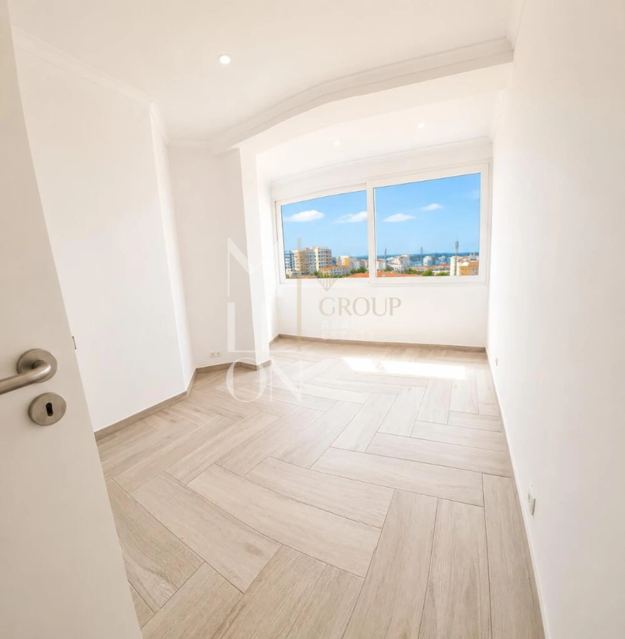 Apartamento T2 para Venda em Portimão Foto 13