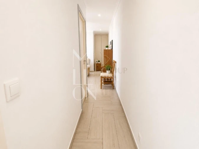 Apartamento T2 para Venda em Portimão Foto 11