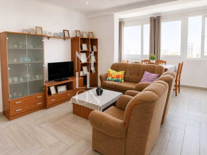 Apartamento T2 para Venda em Portimão Foto 3