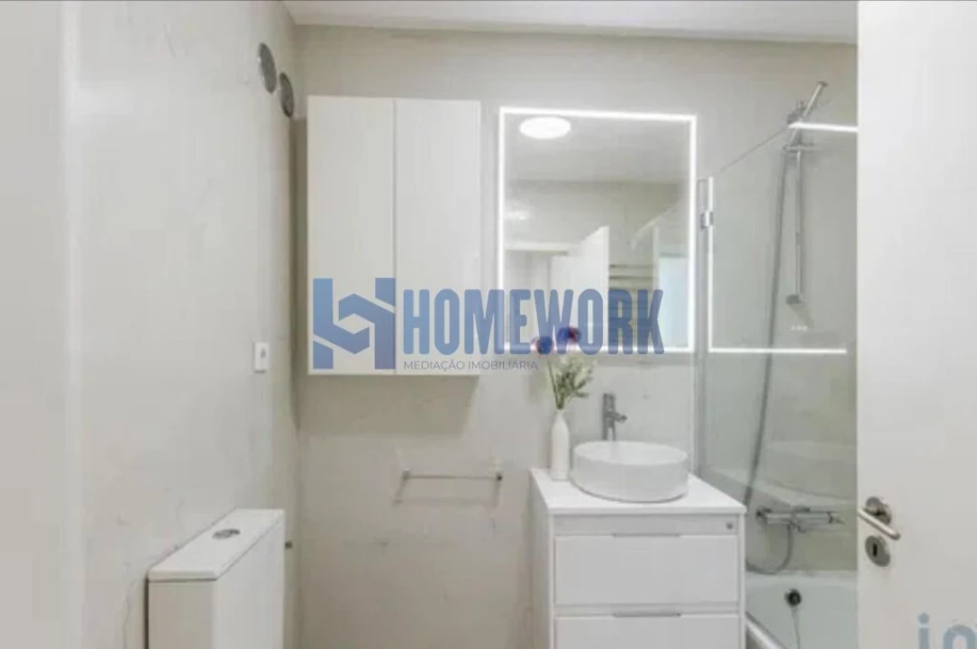 Apartamento T3 para Arrendamento em Avenidas Novas Foto 10