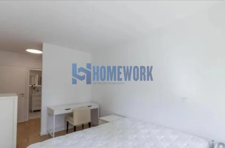 Apartamento T3 para Arrendamento em Avenidas Novas Foto 6