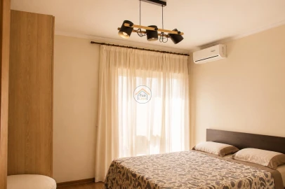 Moradia T5 para Venda em Mafamude e Vilar do Paraíso