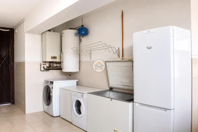 Moradia T5 para Venda em Mafamude e Vilar do Paraíso