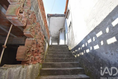 Moradia T3 para Venda em Cumeeira