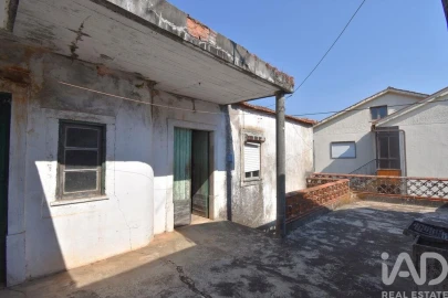 Moradia T3 para Venda em Cumeeira
