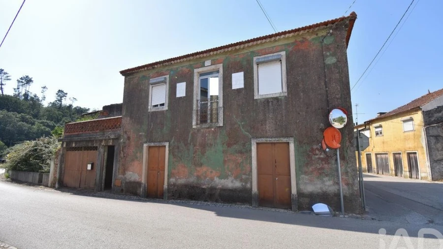 Moradia T3 para Venda em Cumeeira