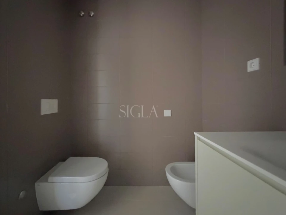 Apartamento T1 para Venda em Canidelo Foto 16