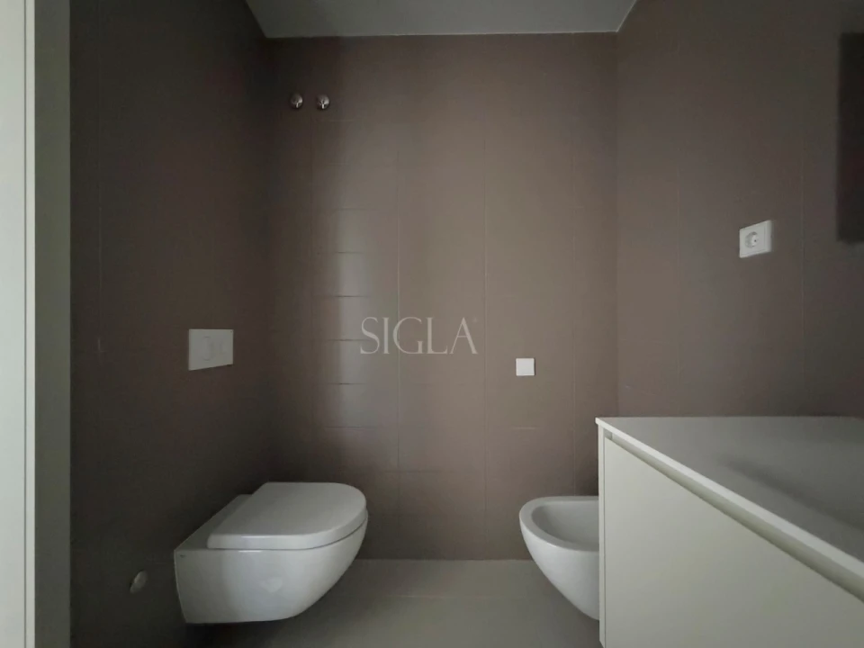 Apartamento T1 para Venda em Canidelo Foto 17