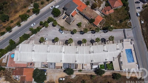 Moradia T3 para Venda em Ferreiras