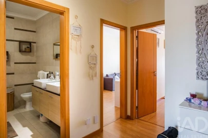 Moradia T3 para Venda em Ferreiras