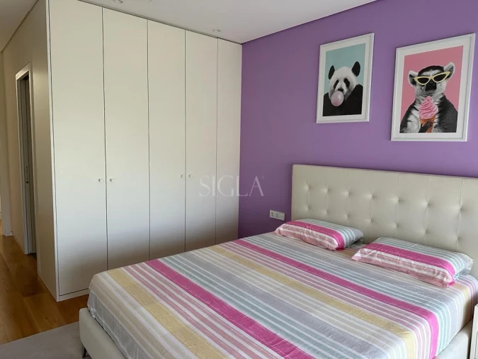 Moradia T3 para Arrendamento em Madalena Foto 21