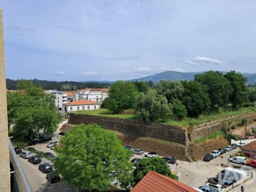 Apartamento T3 para Venda em Mazedo e Cortes