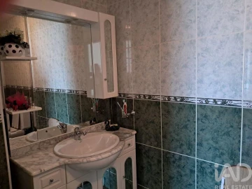 Apartamento T3 para Venda em Mazedo e Cortes