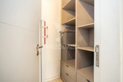 Apartamento T2 para Venda em Laranjeiro e Feijó